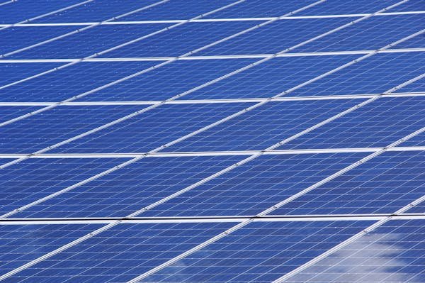 Panneau solaire photovoltaïque : investissez dans l'avenir énergétique